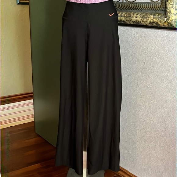 Flared Yoga Pants Nike